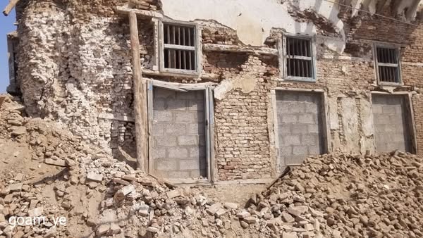 زيارة تفقدية لدار المالية الأثري في الحديدة واتفاق على ترميم جزئي.  - صورة إضافية 1